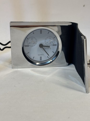 Stylish quartz travel clock - quartz,